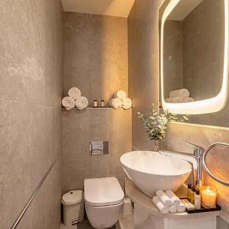 The Imperial Marina Penthouse *